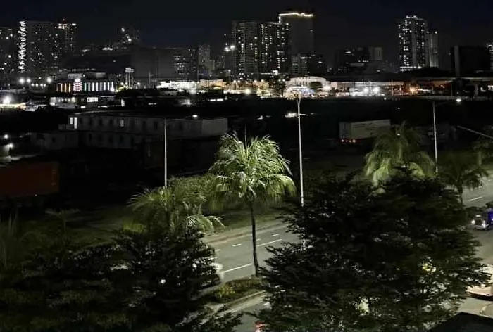 Sharing With Balcony At Shore In Pasay Near Moa And Airport * Manila
